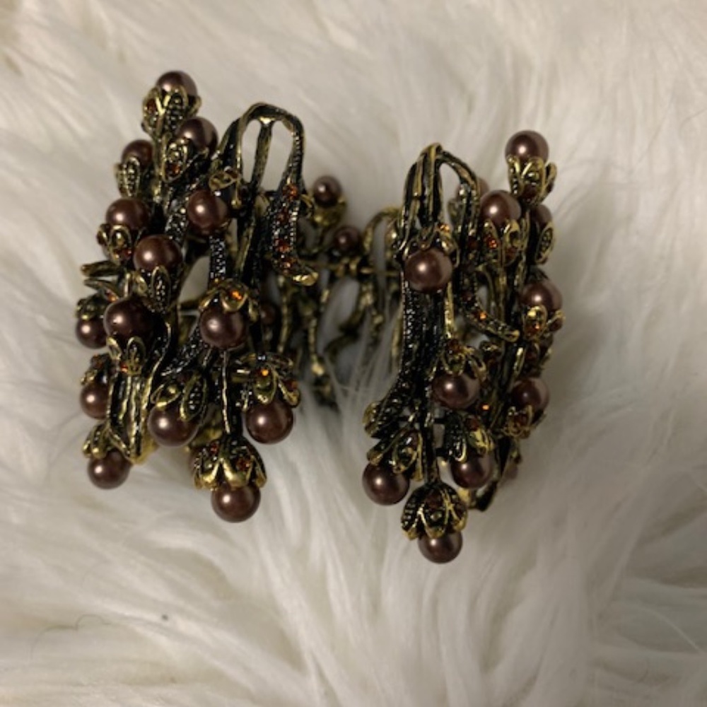 Cuff bracelet - Picture 3 of 3